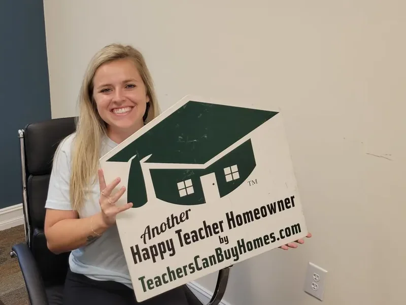 Laura — Oasis High School — Lee County FL teacher home buyer