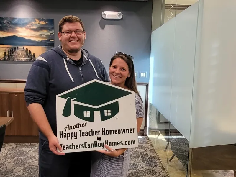 Tori — Sunshine Elementary — Lee County FL teacher home buyer